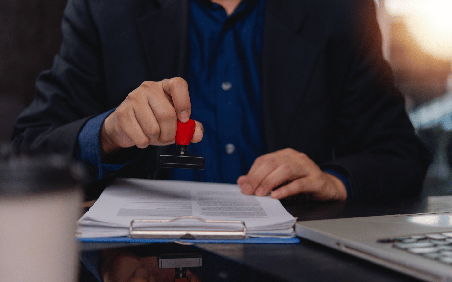 Procedimientos operativos y administrativos